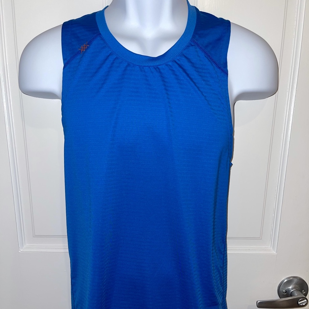 Rhone men’s blue running tank